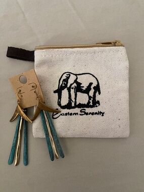 New Women  dangle earrings